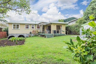 38 Kaitawa Crescent, Paraparaumu, Kapiti Coast, Wellington | Tall Poppy 