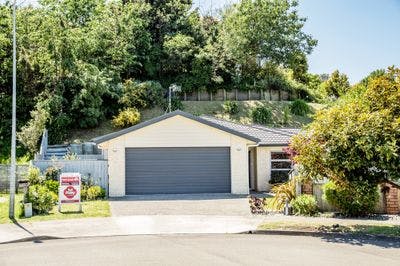 11 Jeannie Way, Waikanae Beach, Kapiti Coast, Wellington | Tall Poppy 