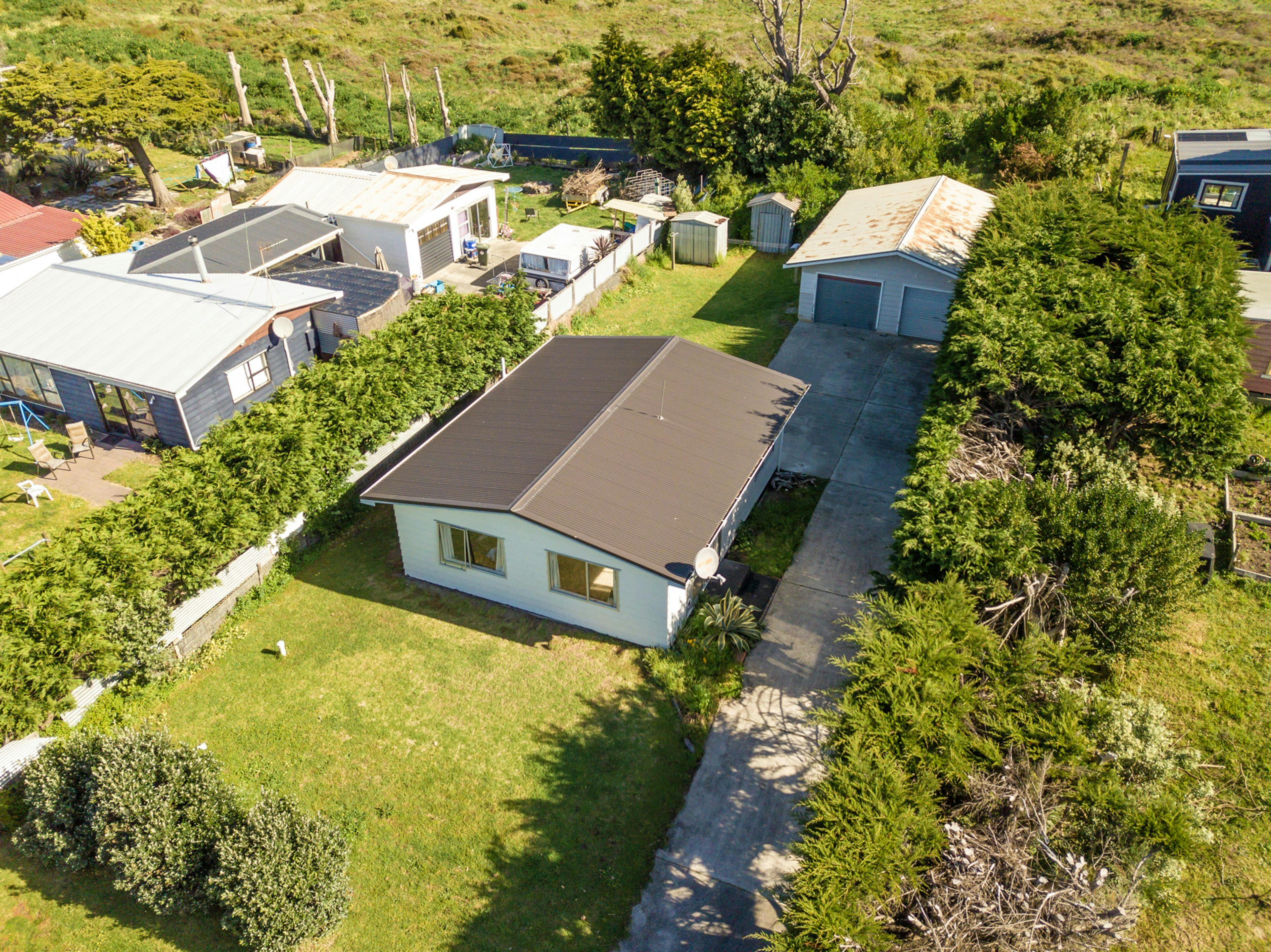 7 Kitchener Street, Te Horo Beach, Kapiti Coast, Wellington | Tall Poppy 