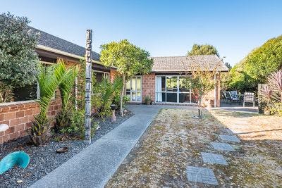 25 Sams Way, Raumati South, Kapiti Coast, Wellington | Tall Poppy 