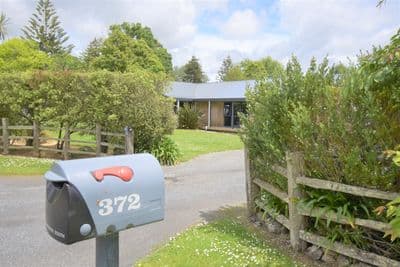 372 Arapaepae South Road, Levin, Horowhenua, Manawatu | Tall Poppy 