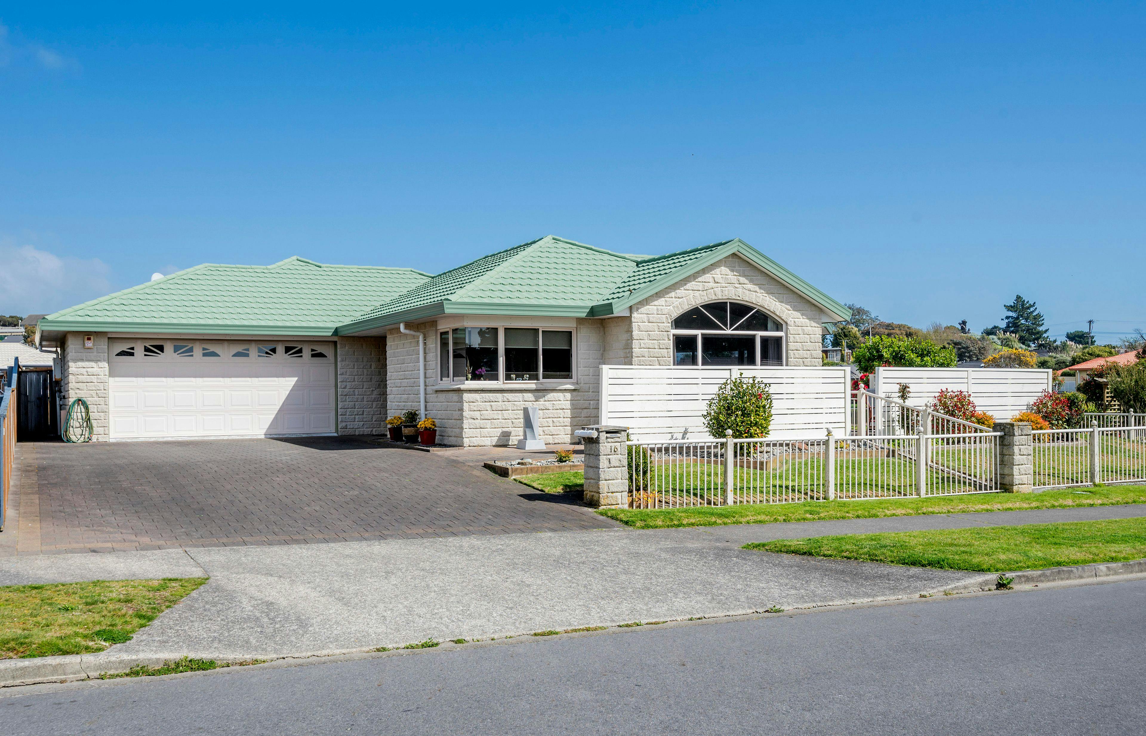 16 Harry Shaw Way, Raumati South, Kapiti Coast, Wellington | Tall Poppy 