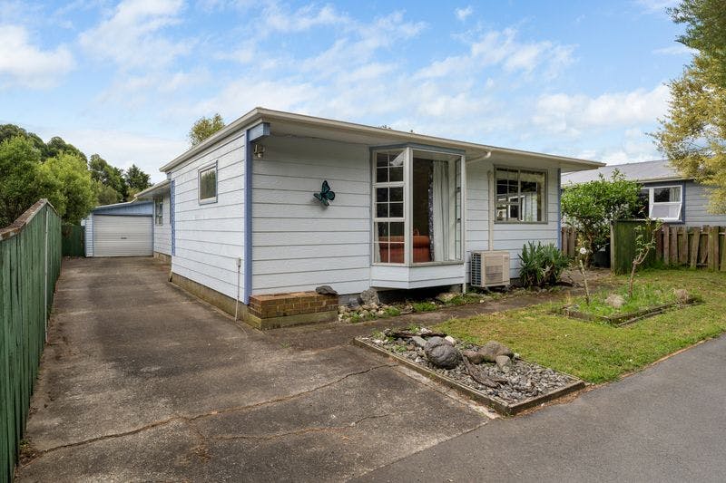 218 Main Road South, Raumati South, Kapiti Coast