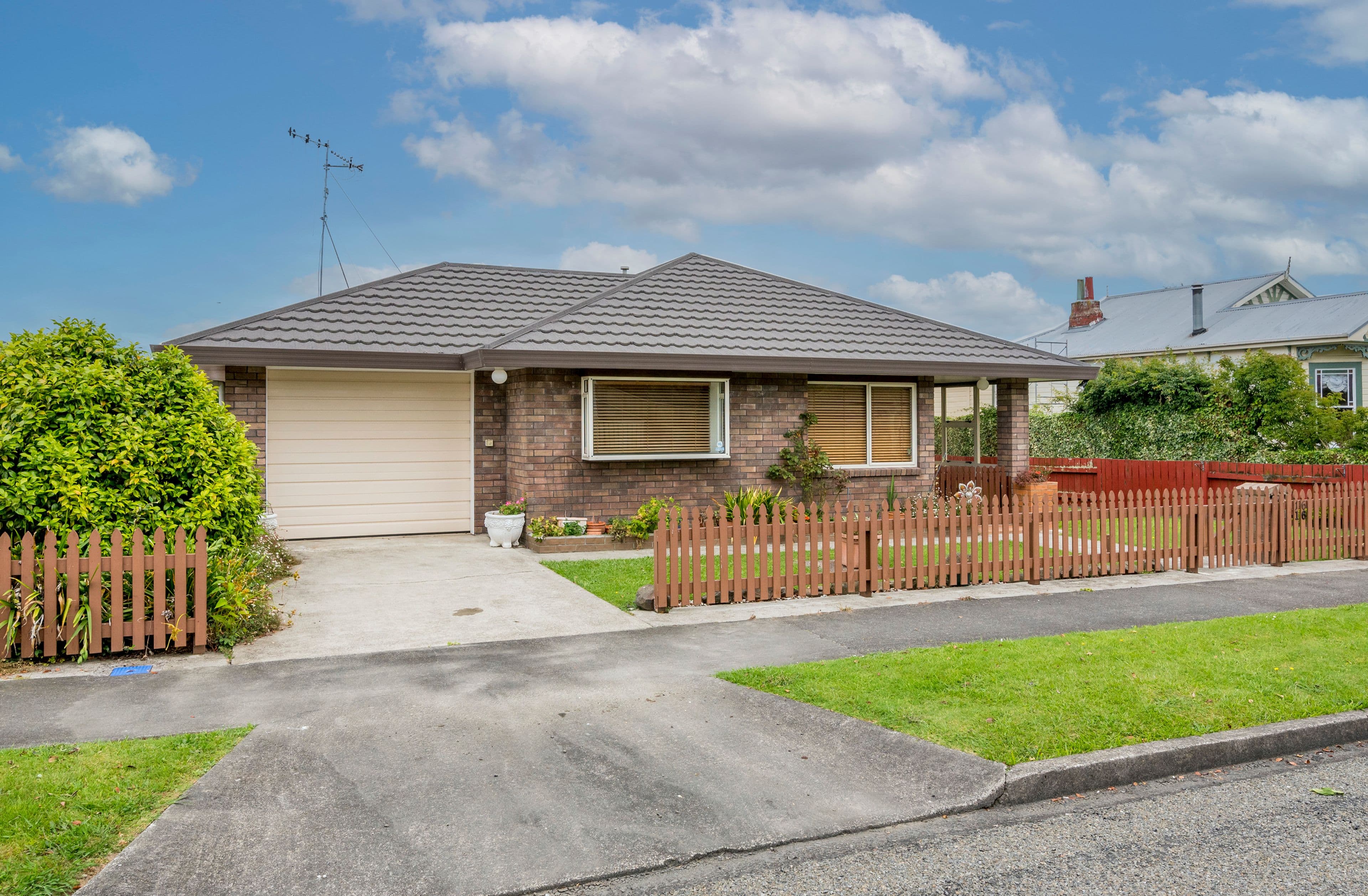 16 Manchester Street, Levin, Horowhenua, Manawatu | Tall Poppy 