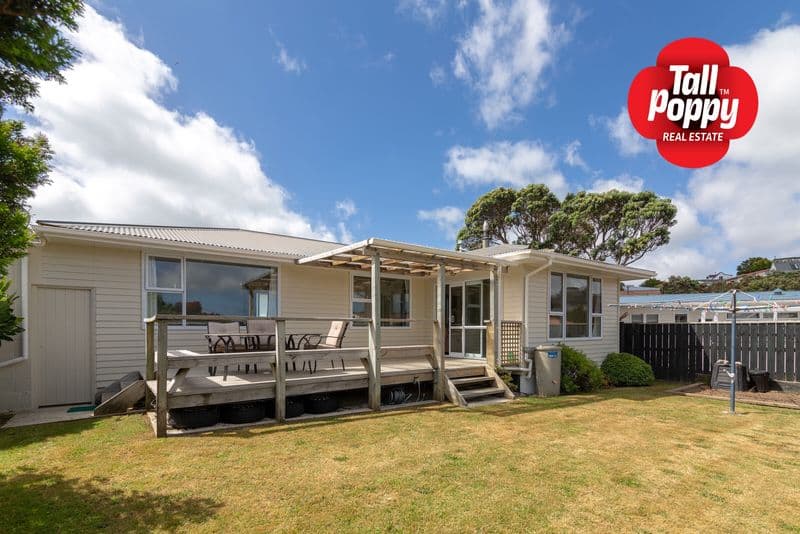 30 Quigley Street, Newlands, Wellington City, Wellington | Tall Poppy 