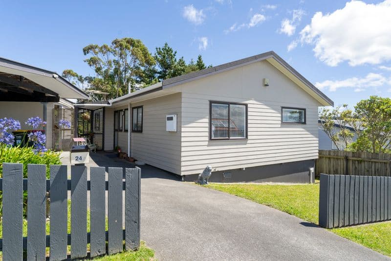 24 Jasmine Grove, Maungaraki, Lower Hutt City