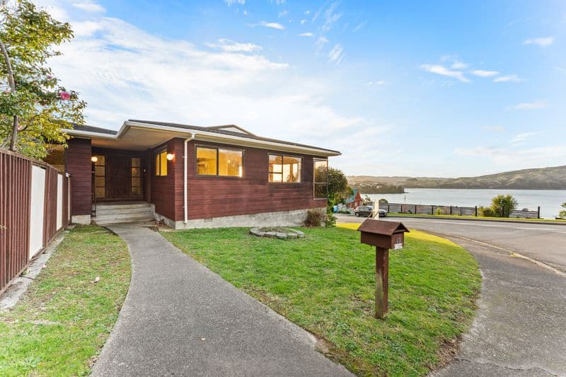 40 Bosun Terrace, Whitby, Porirua City, Wellington | Tall Poppy 