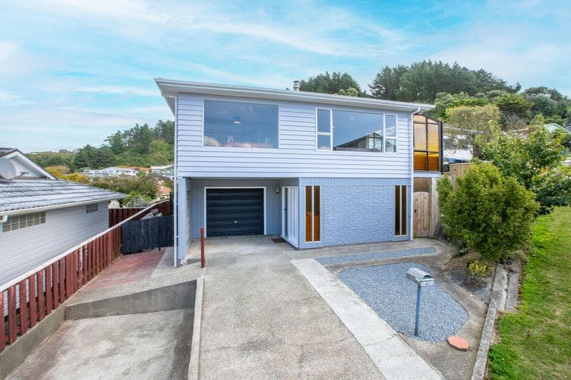 17 Turriff Crescent, Tawa, Wellington City