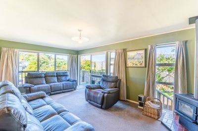 8 Naver Place, Papakowhai, Porirua City, Wellington | Tall Poppy 