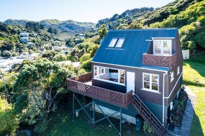 32 Cluny Road, Plimmerton, Porirua City, Wellington | Tall Poppy 