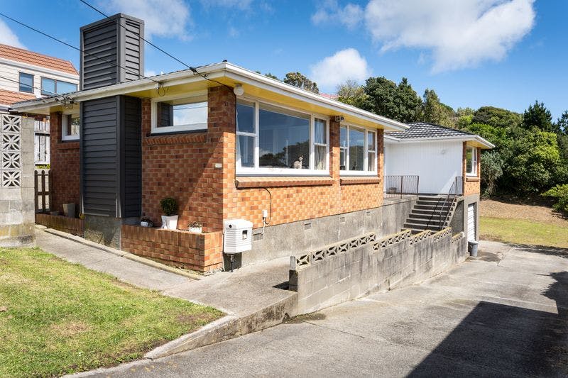 10 Tirowhanga Road, Paremata, Porirua City, Wellington | Tall Poppy 