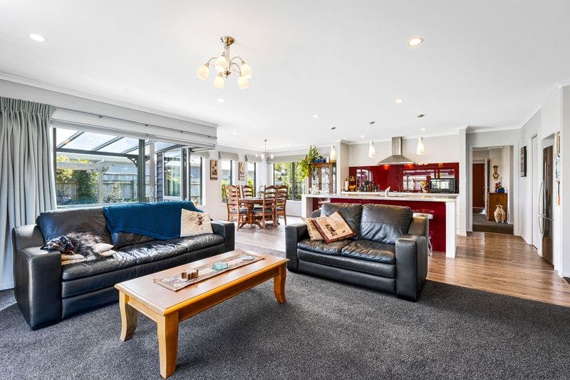 38 Resolution Drive, Whitby, Porirua City