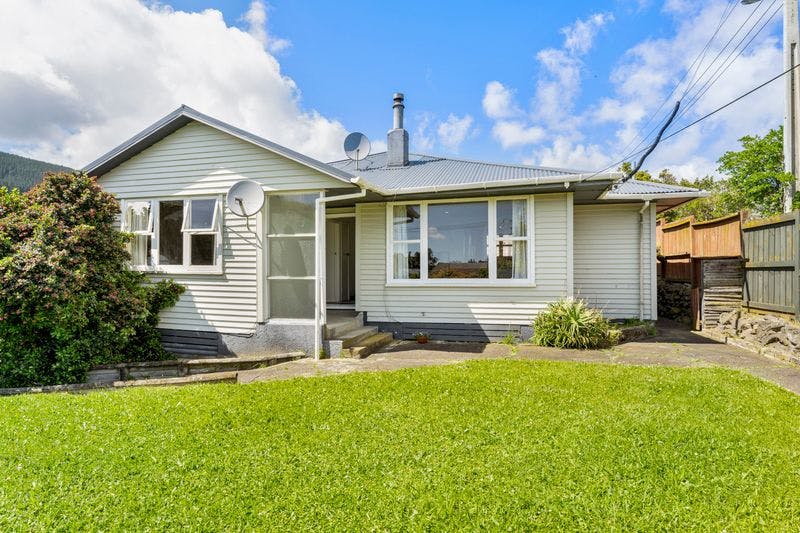 9 Massey Street, Tawa, Wellington City