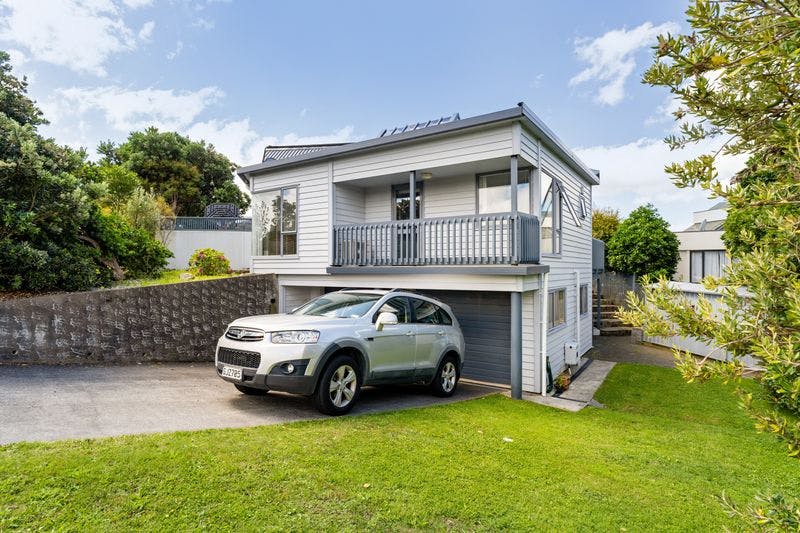 40 Joseph Banks Drive, Whitby, Porirua City