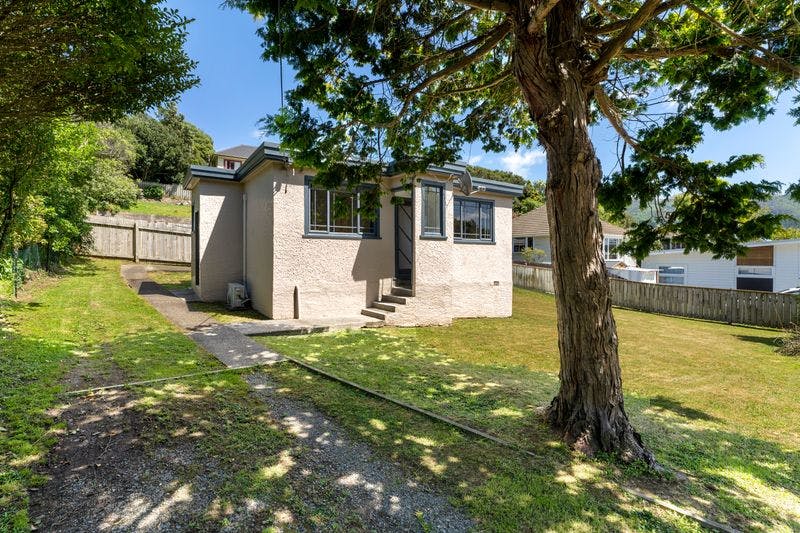 40 Collins Avenue, Tawa, Wellington City