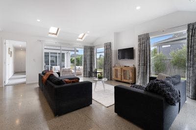 46 Resolution Drive, Whitby, Porirua City, Wellington | Tall Poppy 