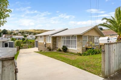 134 Driver Crescent, Cannons Creek, Porirua City, Wellington | Tall Poppy 