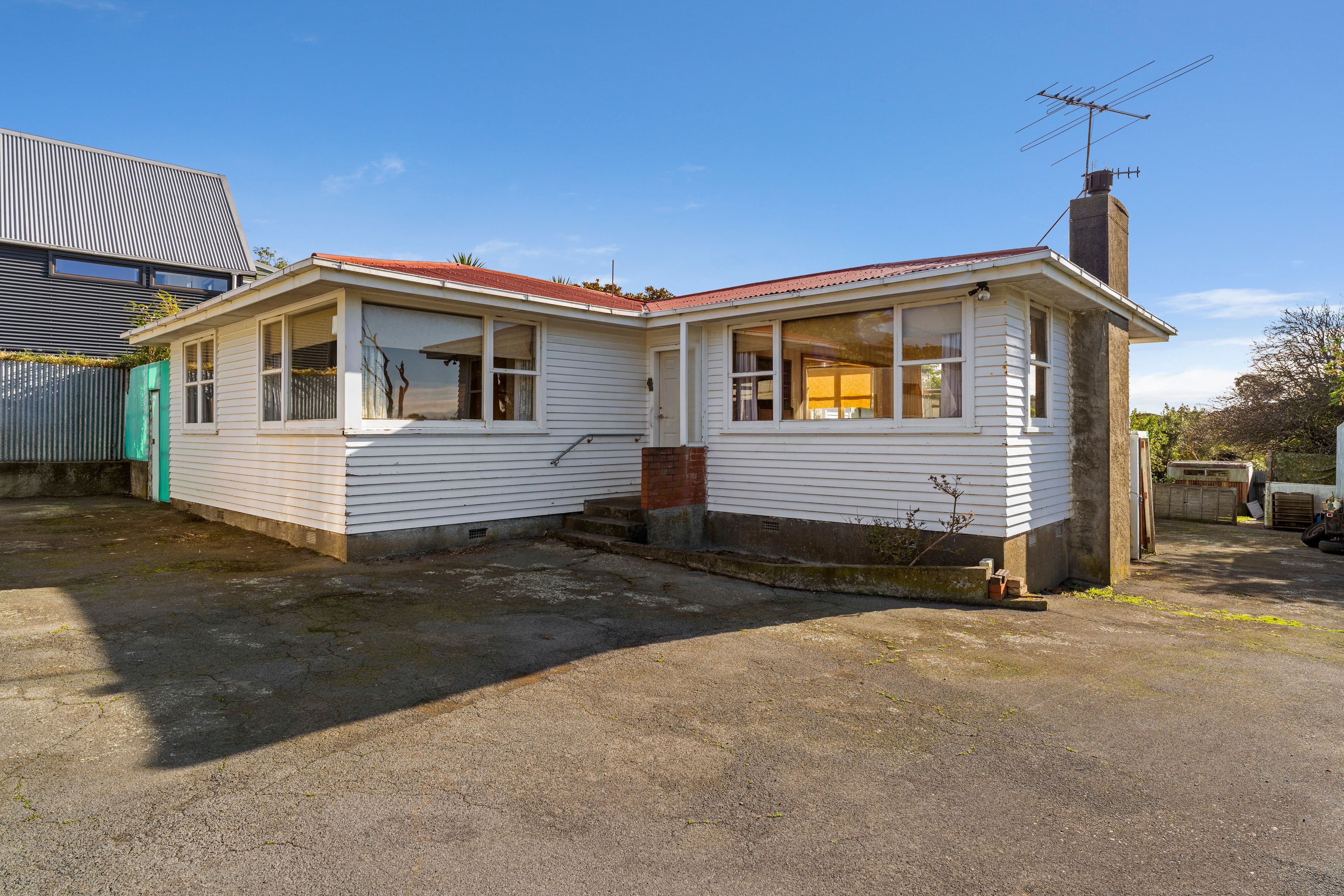 135 Muri Road, Pukerua Bay, Porirua City, Wellington | Tall Poppy 