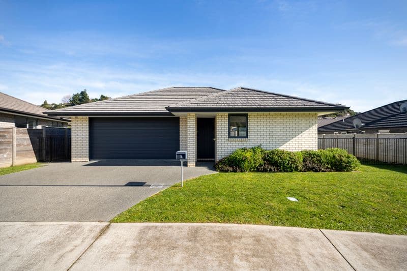 16 Tradewinds Drive, Whitby, Porirua City