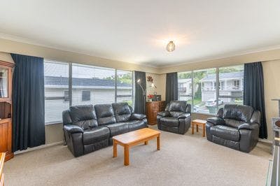 7 Zande Terrace, Tawa, Wellington City, Wellington | Tall Poppy 